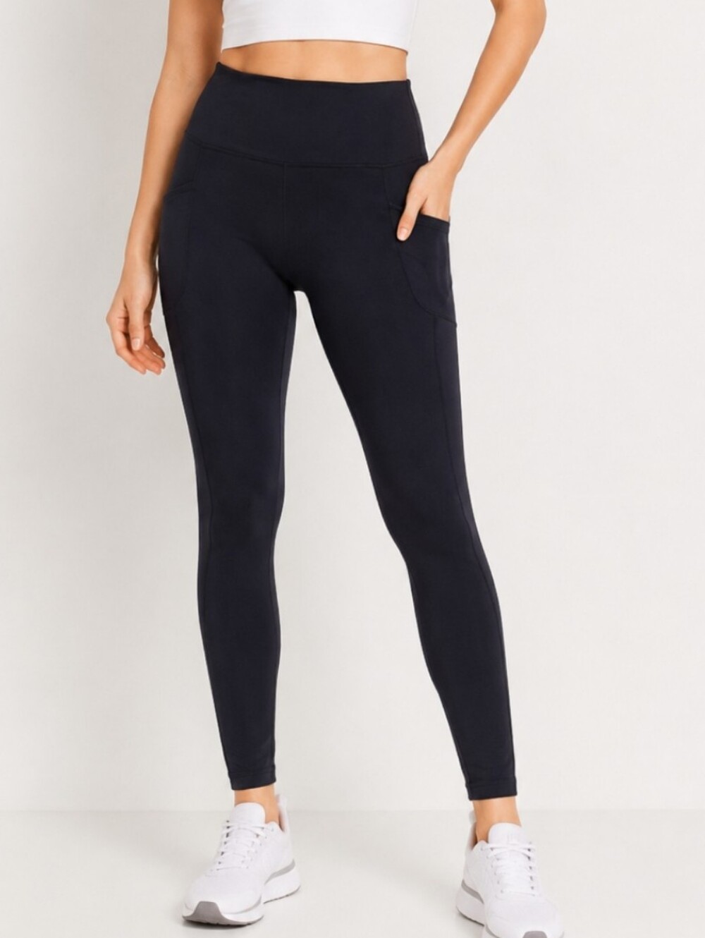 Old Navy PowerSoft High-Rise Leggings Black Go-Dry Technology Pockets Size Large